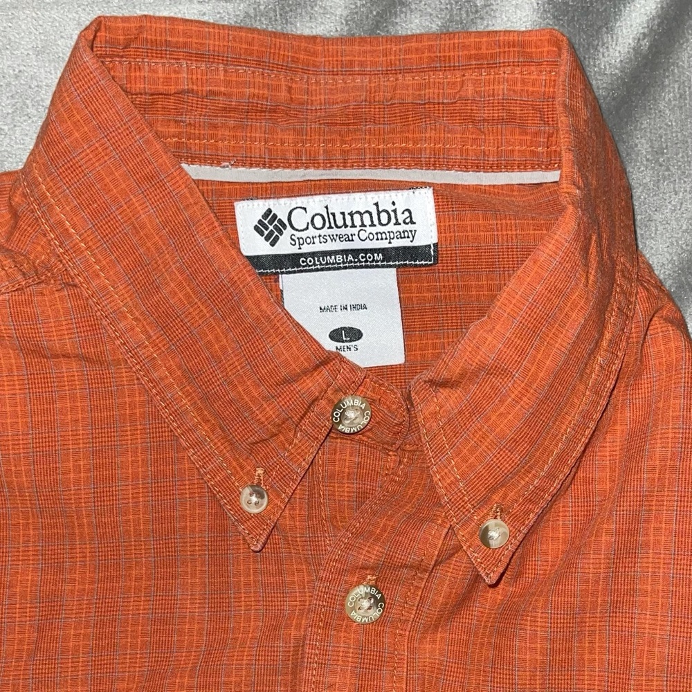 ⛰ Columbia Men’s Dress Shirt - Picture 2 of 8
